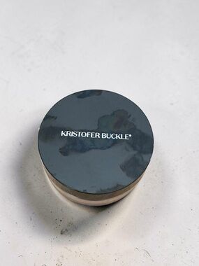 Kristofer Buckle Translucent Loose Setting Powder 0.37 oz